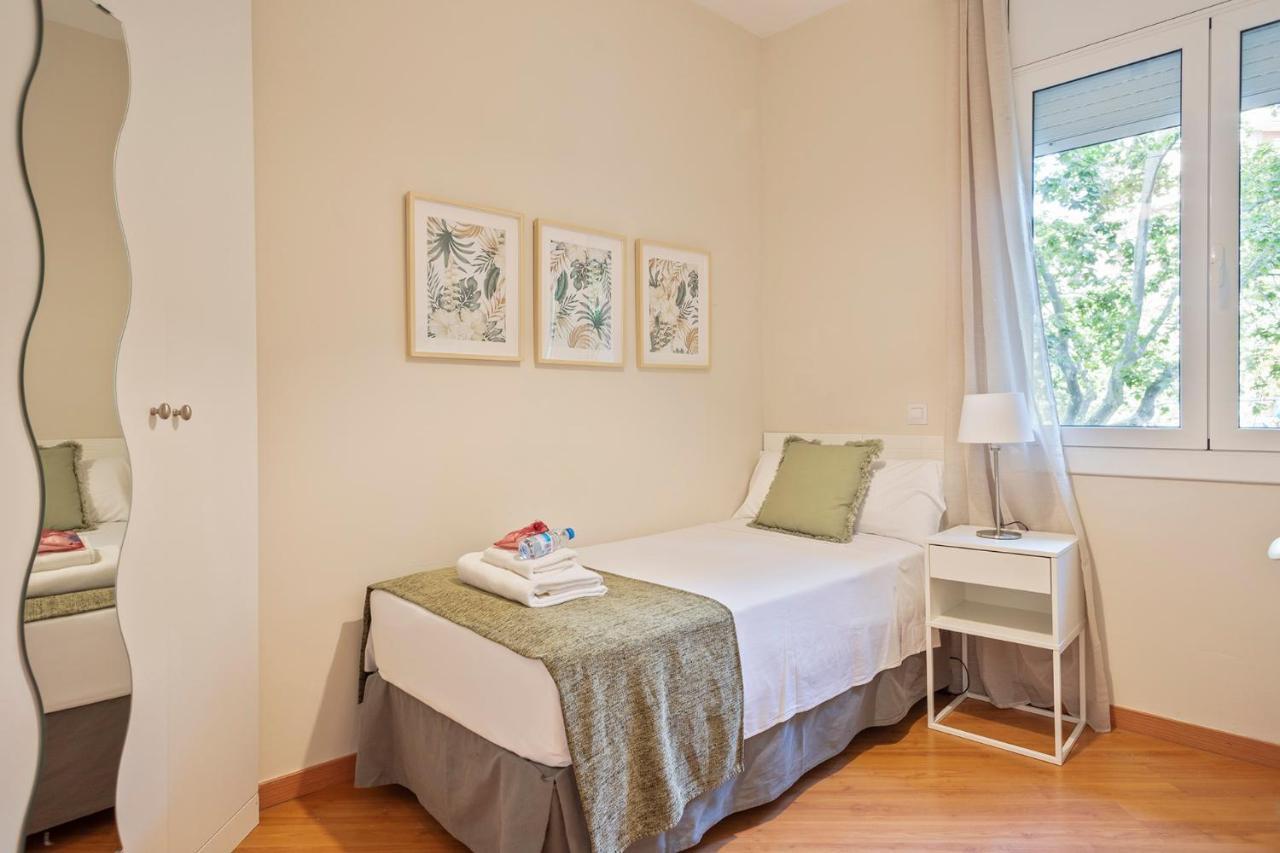 Alcam Paseo San Juan Apartment Barcelona Exterior photo