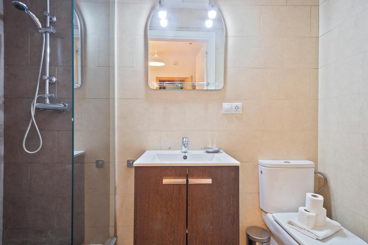 Alcam Paseo San Juan Apartment Barcelona Exterior photo